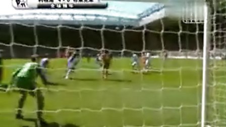 英超赛场的 英超赛场的